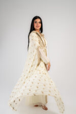Fully embroidered Moroccan kaftan - Image 2