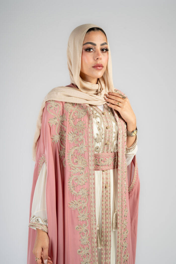 Moroccan kaftan with hood - Image 1