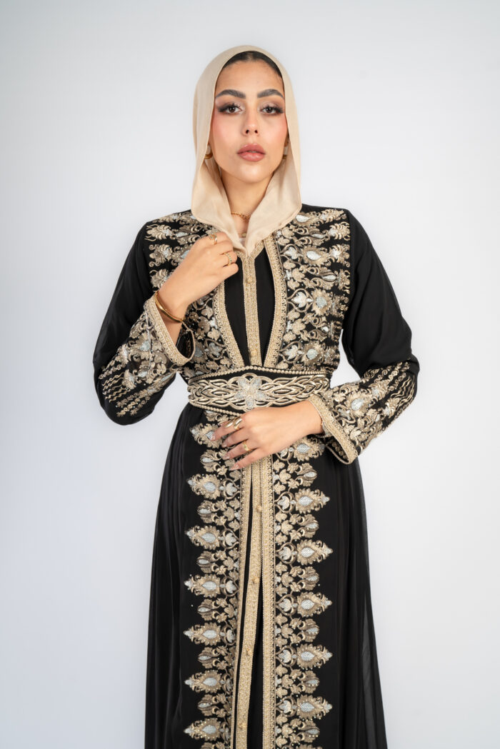 قفطان شيفون قطعتين بتطريز فضي - Image 3