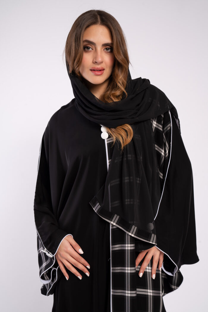 عباية اسود خروج مع طباعة - Image 21