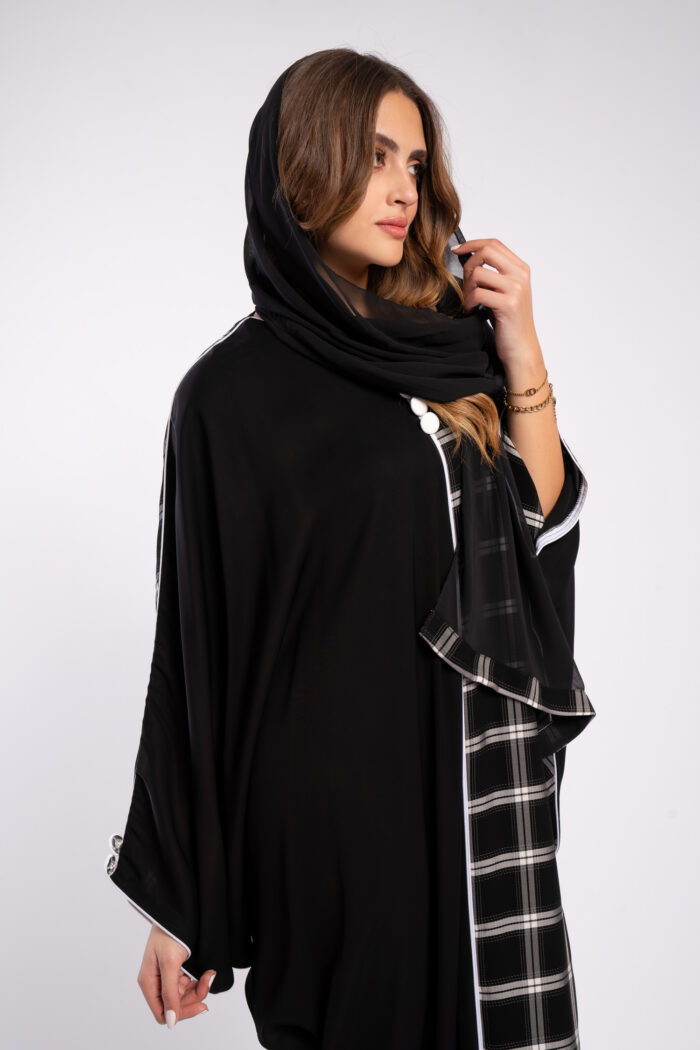 عباية اسود خروج مع طباعة - Image 20