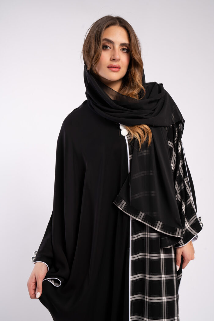 عباية اسود خروج مع طباعة - Image 18