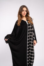 عباية اسود خروج مع طباعة - Image 8