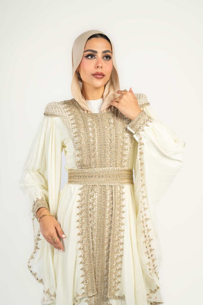 عباية إستقبال خليجي بكم واسع تطريز يدوي - Image 1